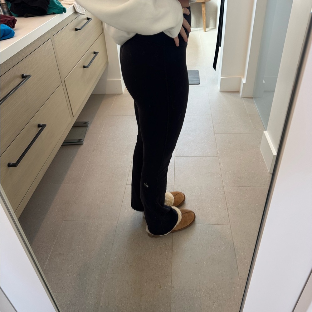 ALO Yoga Black Leggings